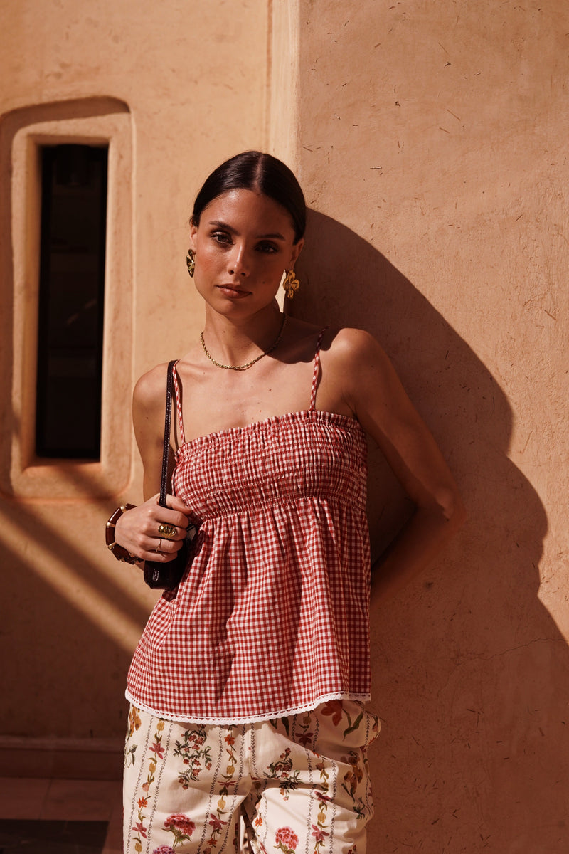 Top Dalila