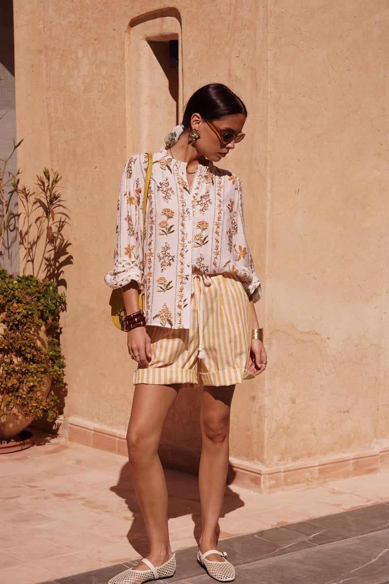 Short Sabrine