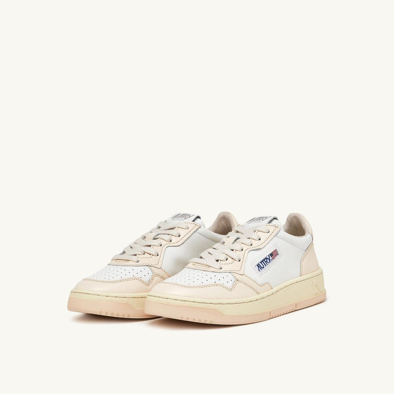 Autry - Medalist Low Sneakers - White - Women's
