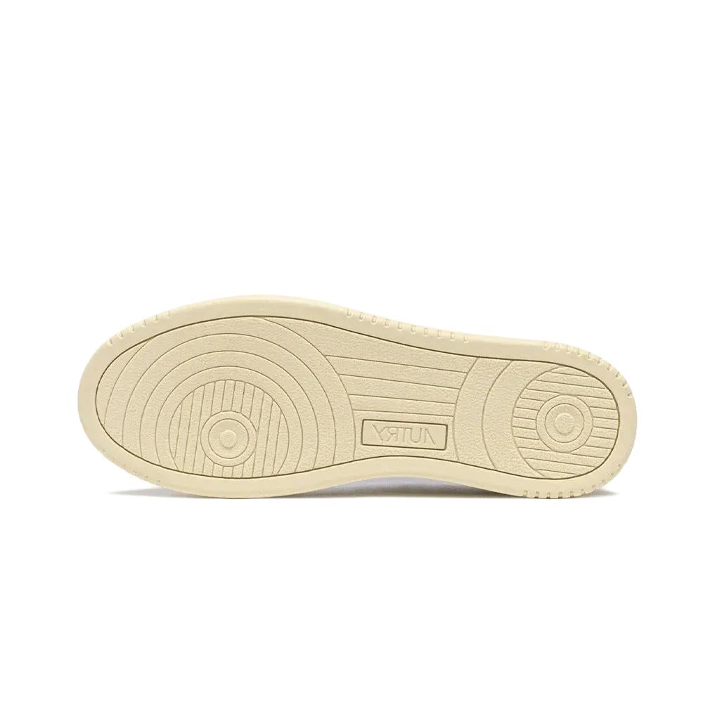 Medalist Low Leather Shell White Space
