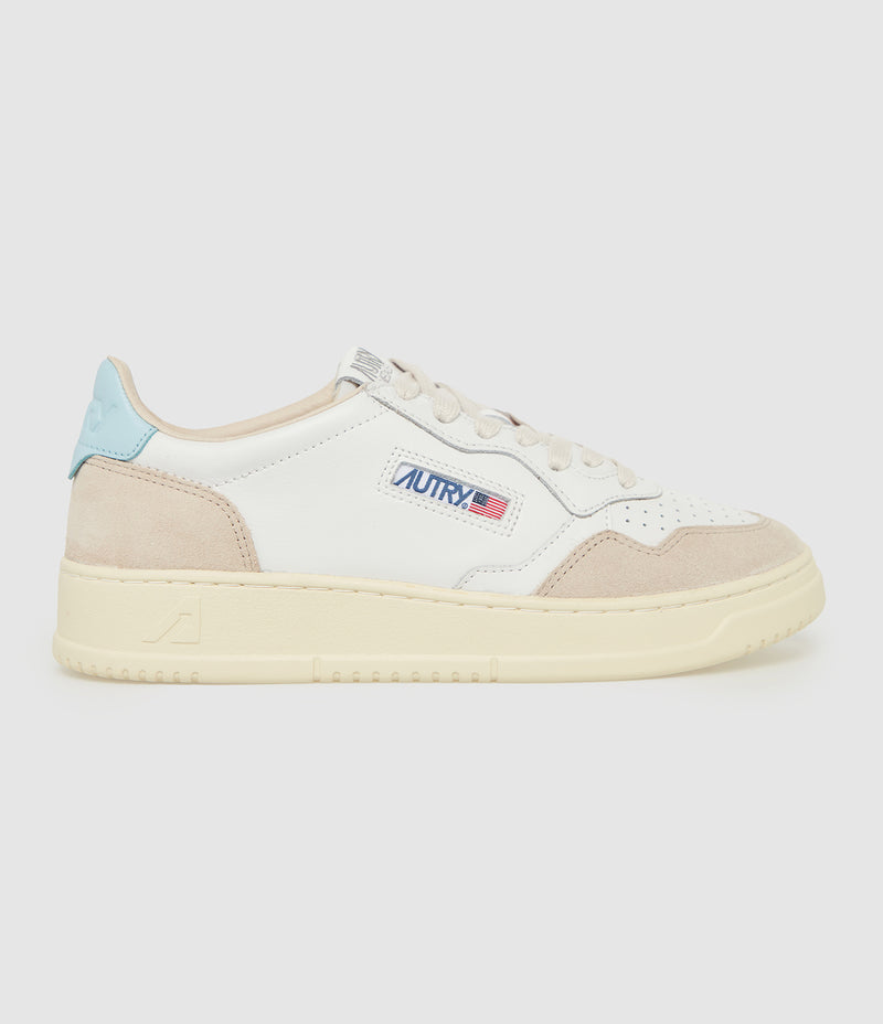 Autry - Baskets Medalist Cuir Blanc, Beige, Bleu Clair - Femme