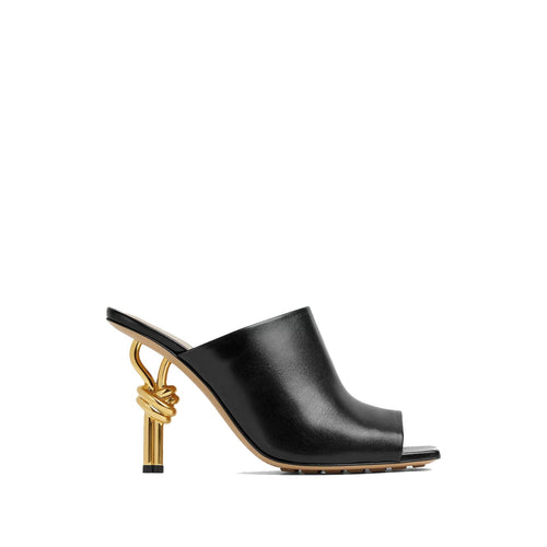 Mules En Cuir Bottega Veneta Knot - Femme - Black