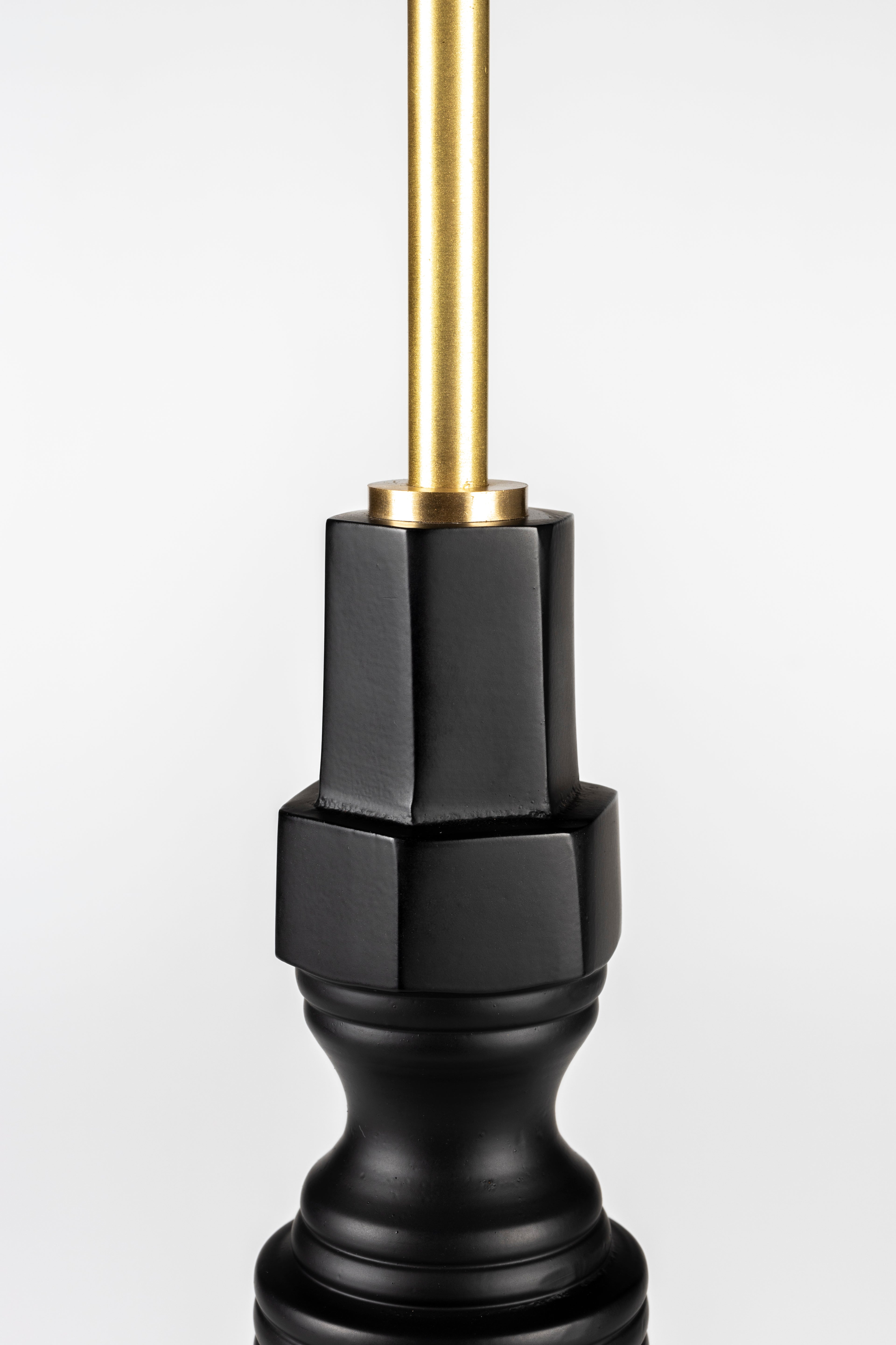 Totem - Table Lamp - Aluminum - Black