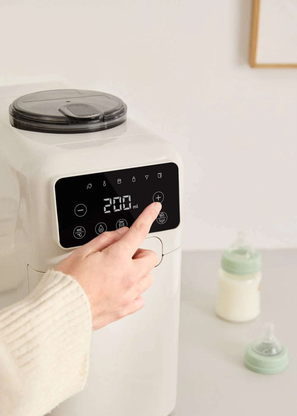 Baby Thera Matic - Préparateur Automatique De Biberons Avec Doseur De Formule - Blanc Cassé