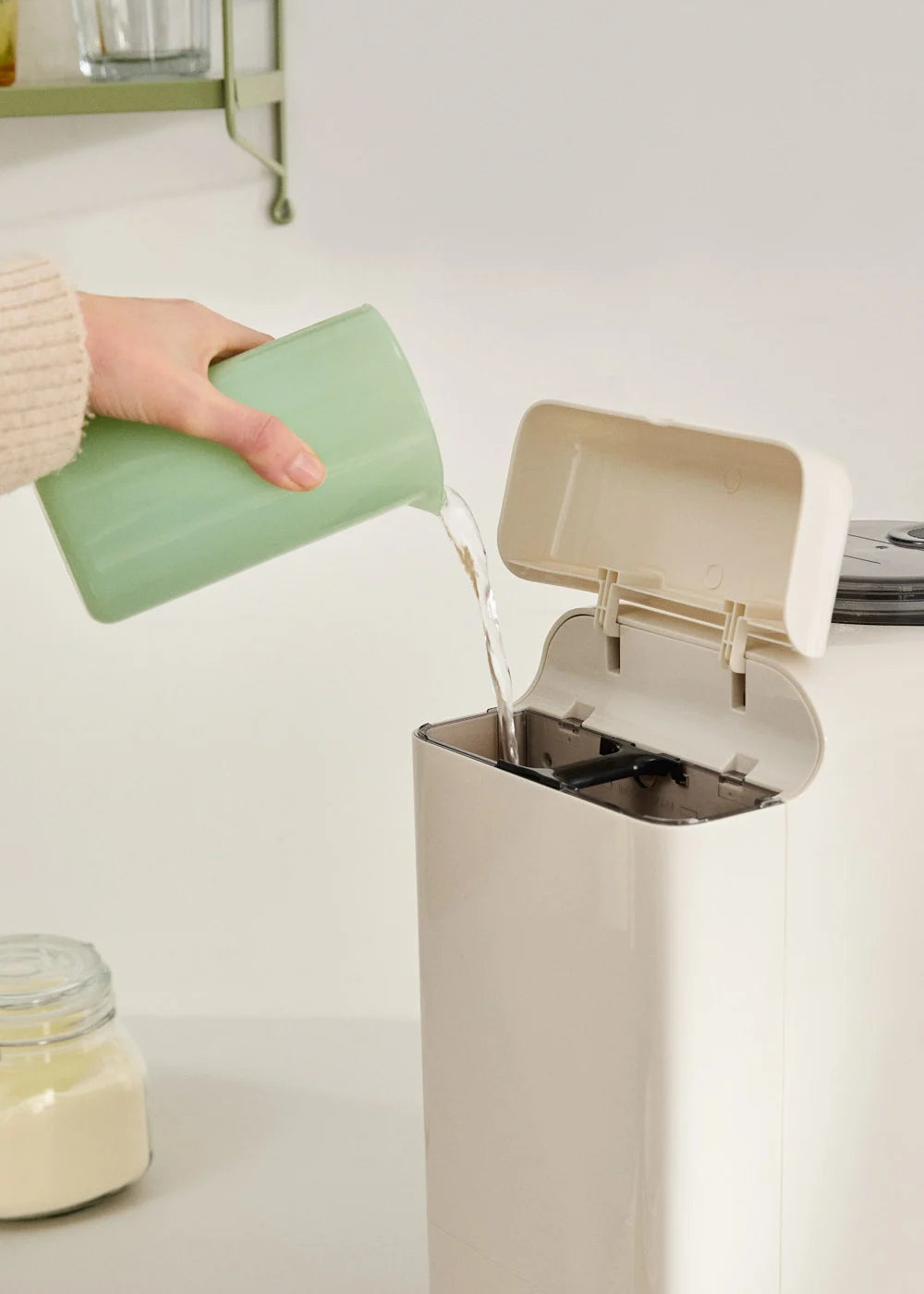 Baby Thera Matic - Préparateur Automatique De Biberons Avec Doseur De Formule - Blanc Cassé
