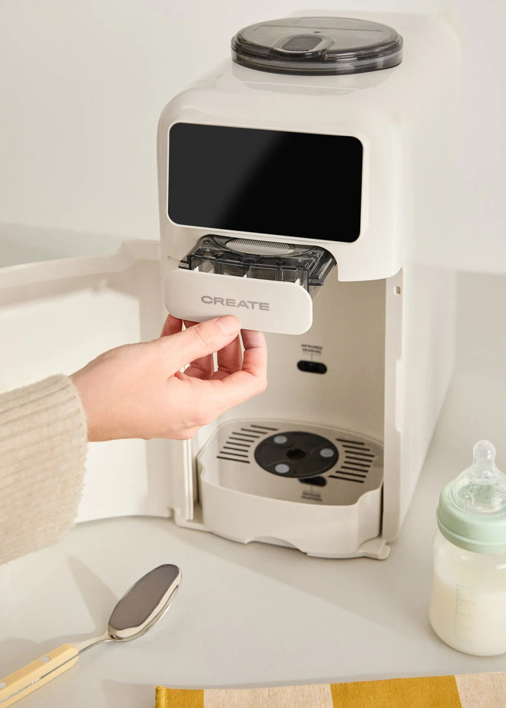 Baby Thera Matic - Préparateur Automatique De Biberons Avec Doseur De Formule - Blanc Cassé