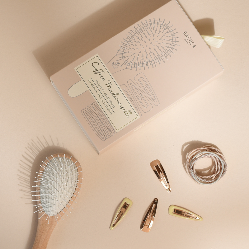 Coffret Mademoiselle : 1 brosse petit format + 2 accessoires