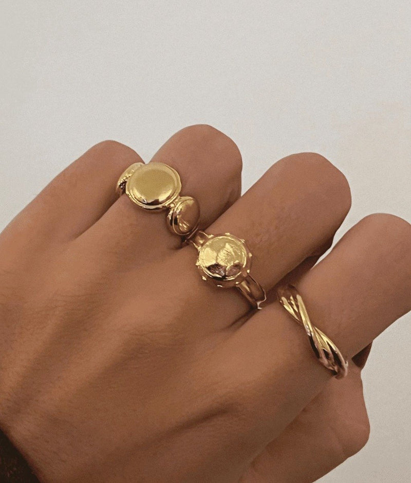 Loema ring