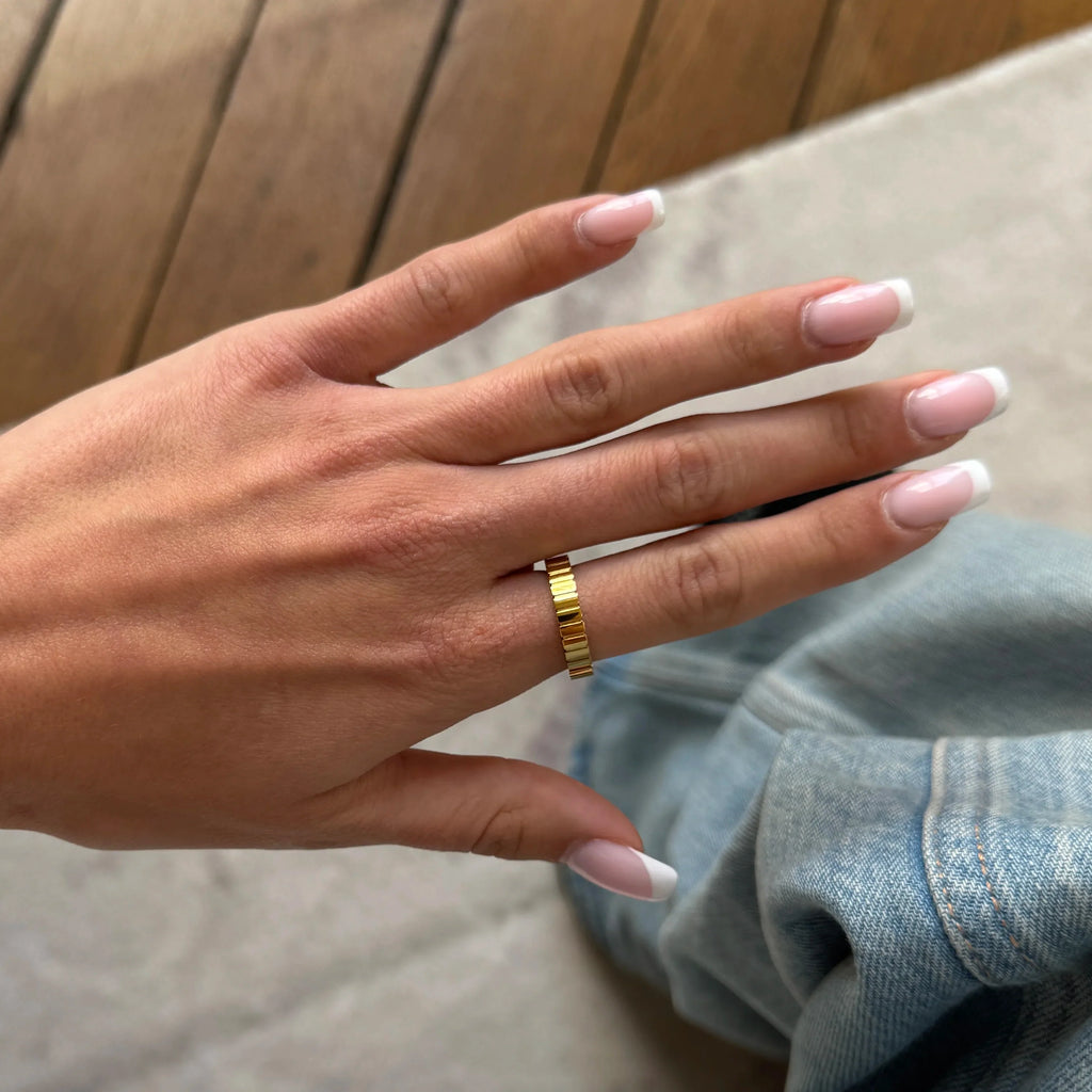 Romantic Ring