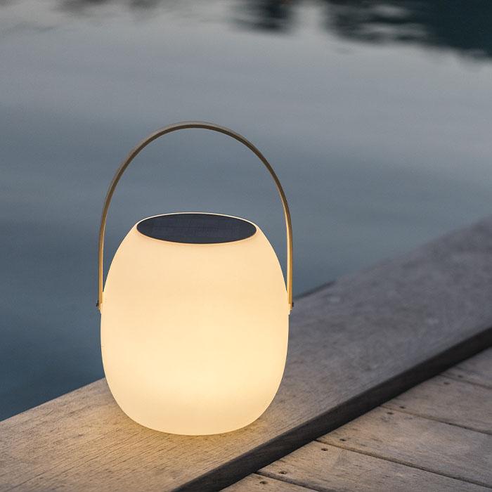 JIMMY Luz portátil solar LED blanca H34cm con puerto de carga USB - REDDECO.com