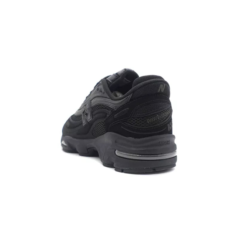 Baskets New Balance M1000 - Noir/Noir