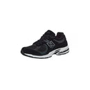 New Balance M2002 sneakers