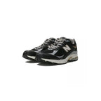 M2002 Sneakers - Black/Gold