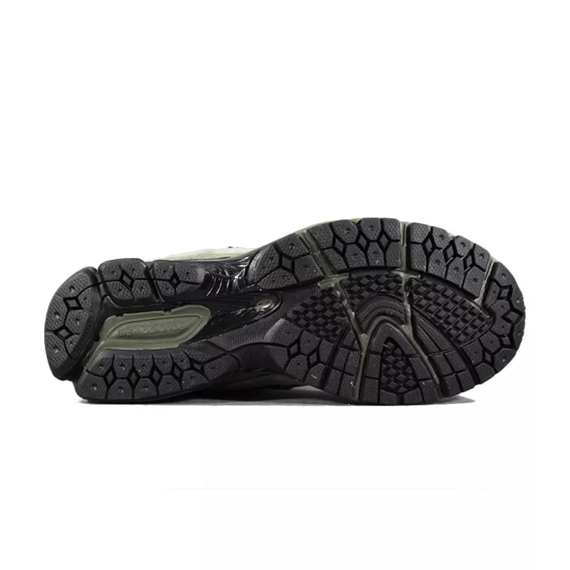 M2002 Sneakers - Dark Khaki, Black