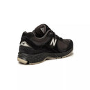 Baskets U2002 - Noir, Beige, Blanc