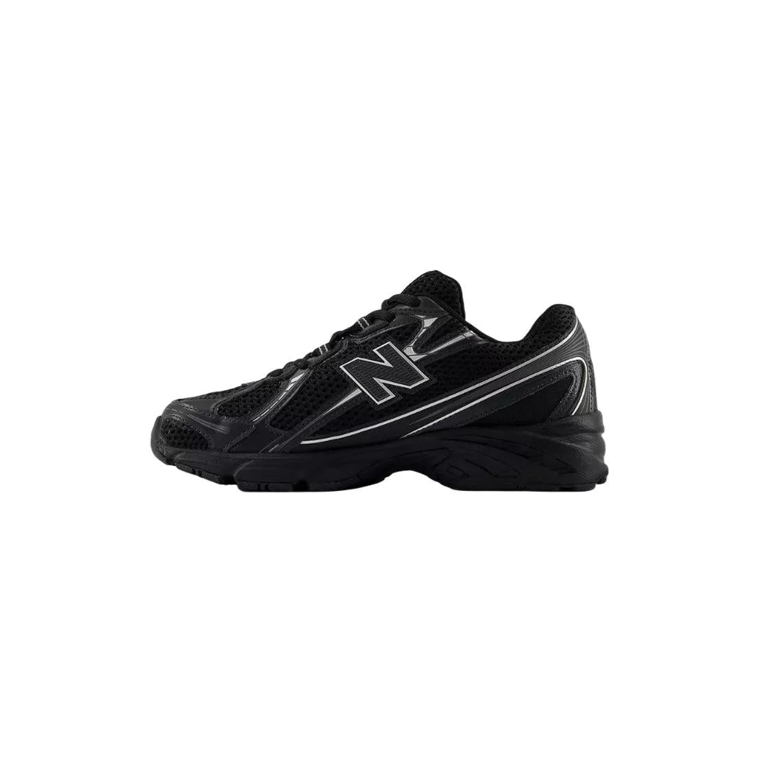 U740 Sneakers - Black And Silver
