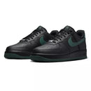 Baskets Nike Air Force 1 07 - Noir Et Gris