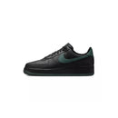 Baskets Nike Air Force 1 07 - Noir Et Gris