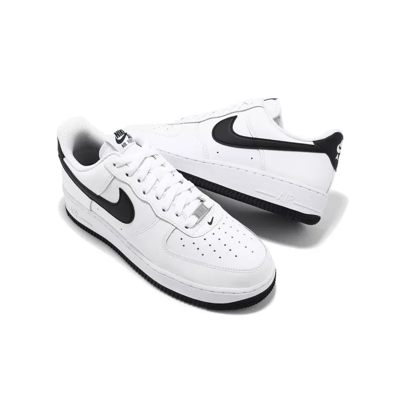 Nike Air Force 1 07 Sneakers - White/Black
