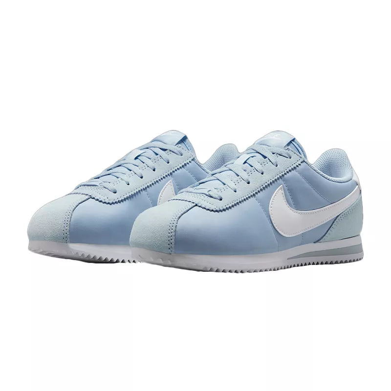 Baskets Nike Cortez Textile Gs - Bleu Ciel, Blanc.