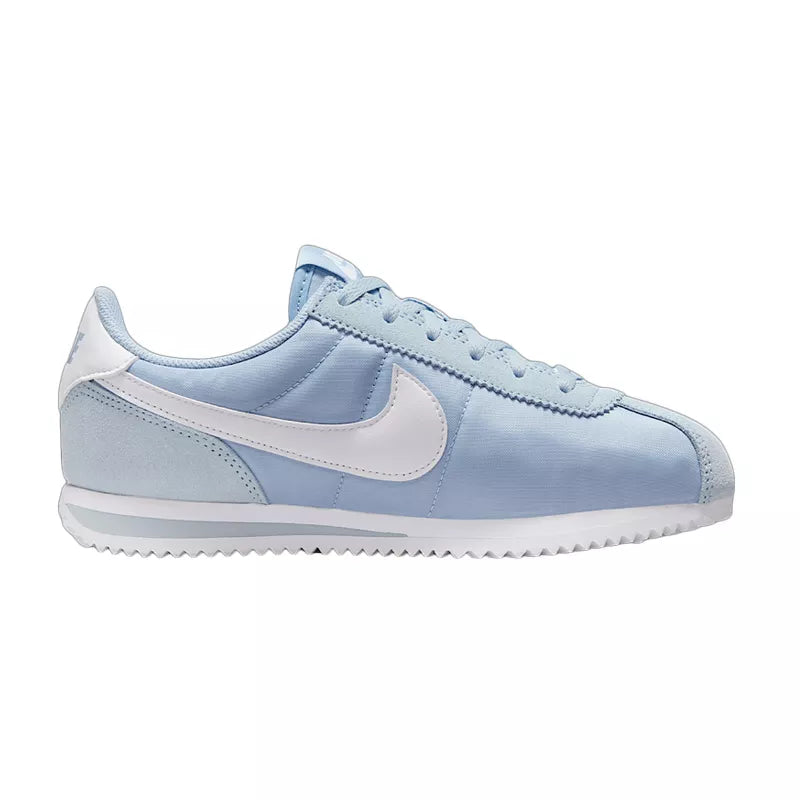 Baskets Nike Cortez Textile Gs - Bleu Ciel, Blanc.