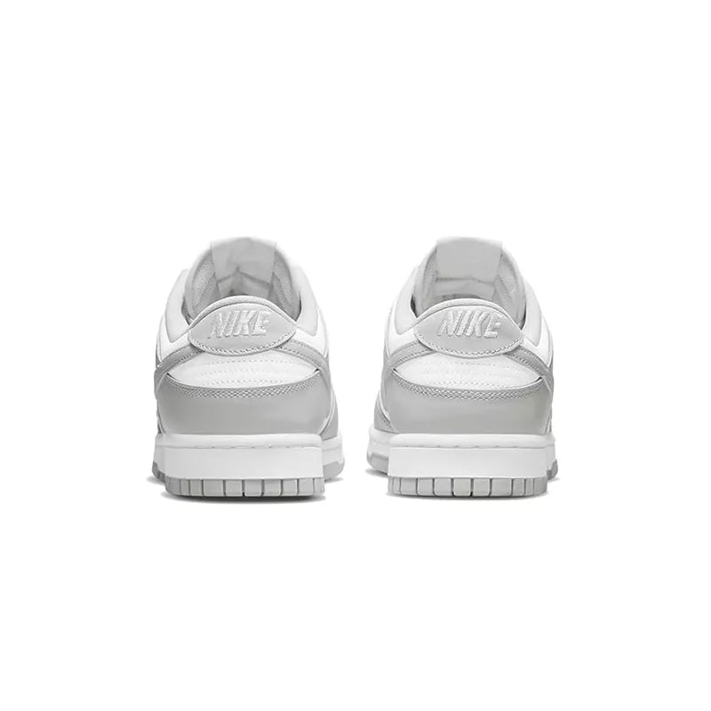 Zapatillas Nike Dunk Lo Retro - Gris y Blanco