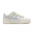 Zapatillas Nike Dunk Low - Blanco, Plata