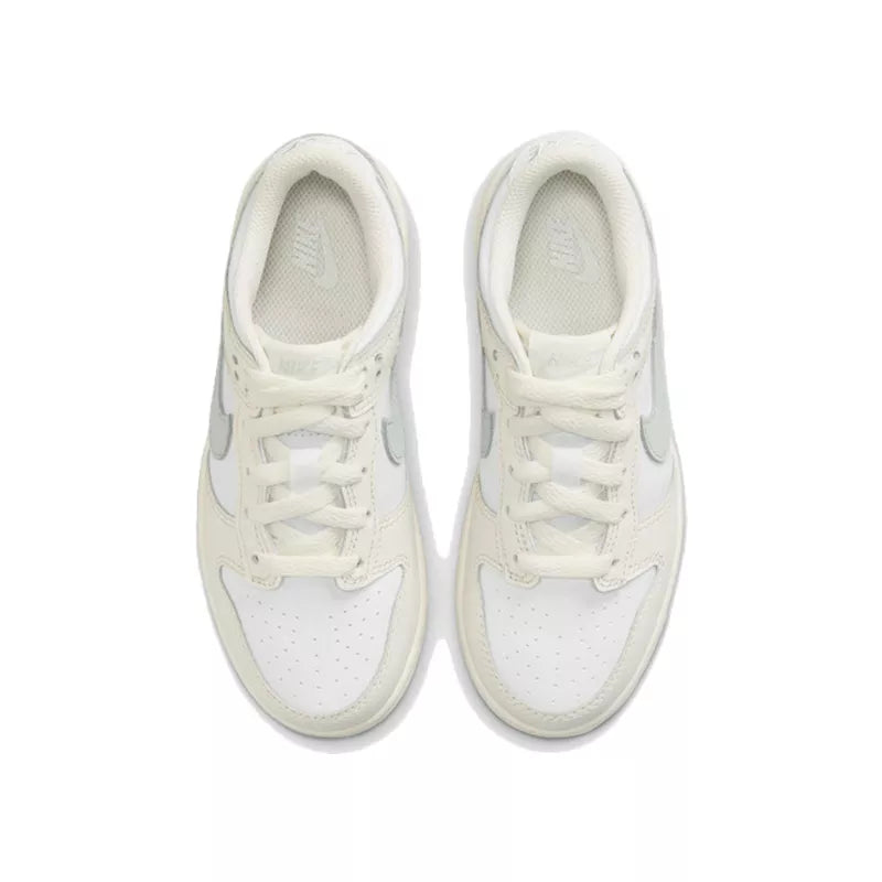 Zapatillas Nike Dunk Low - Blanco, Plata