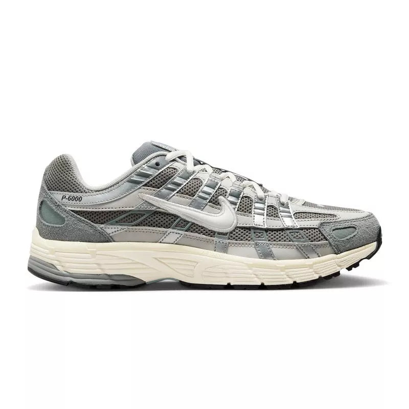 Baskets Nike P-6000 - Gris Et Blanc