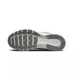 Baskets Nike P-6000 - Gris Et Blanc