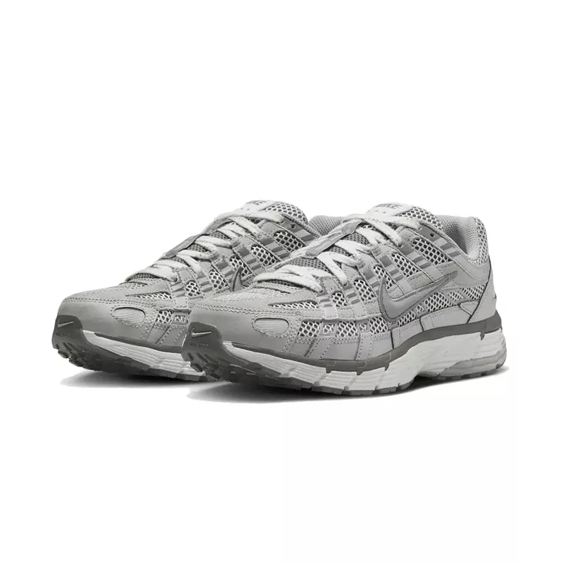 Baskets Nike P-6000 - Gris Et Blanc