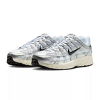 Baskets Nike P-6000 - Blanc, Argent, Noir