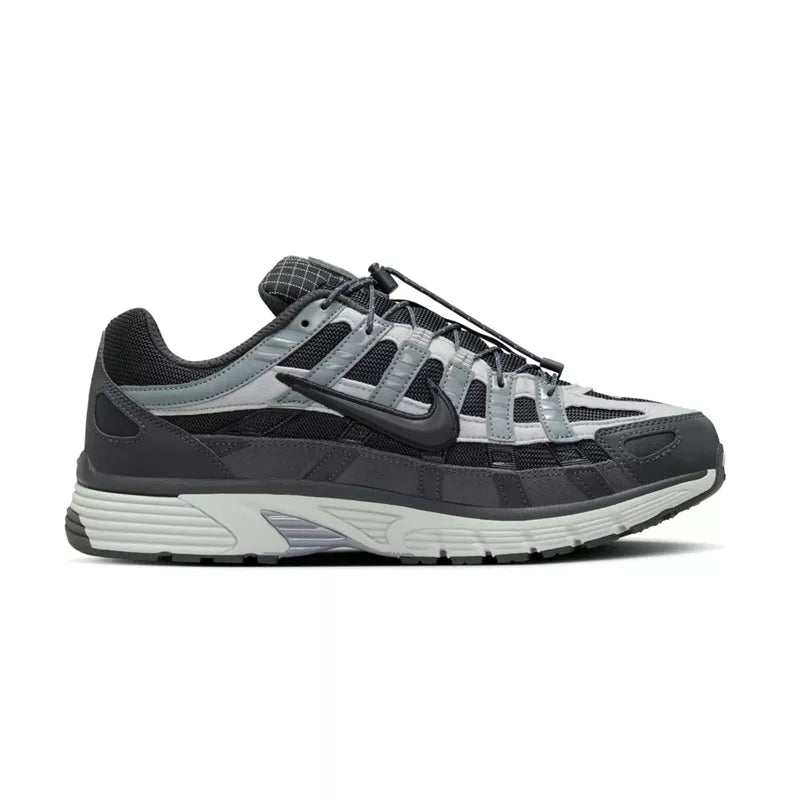 Baskets Nike P-6000 - Noir/Gris