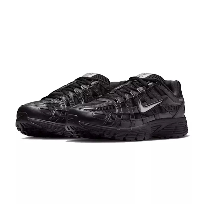 Baskets Nike Wms P-6000 - Noir Et Argent