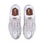 Baskets Nike Wms P-6000 - Blanc/Gris/Bordeaux