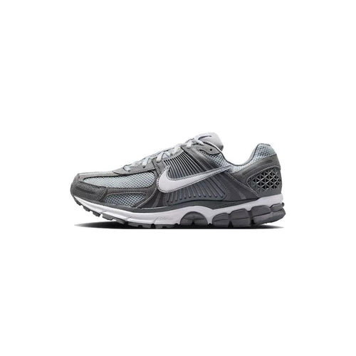 Zapatillas Nike Zoom Vomero 5 - Gris y blanco