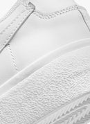 Nike - Baskets Blazer Low Platform - Triple White - Femme