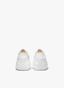 Nike - Baskets Blazer Low Platform - Triple White - Femme