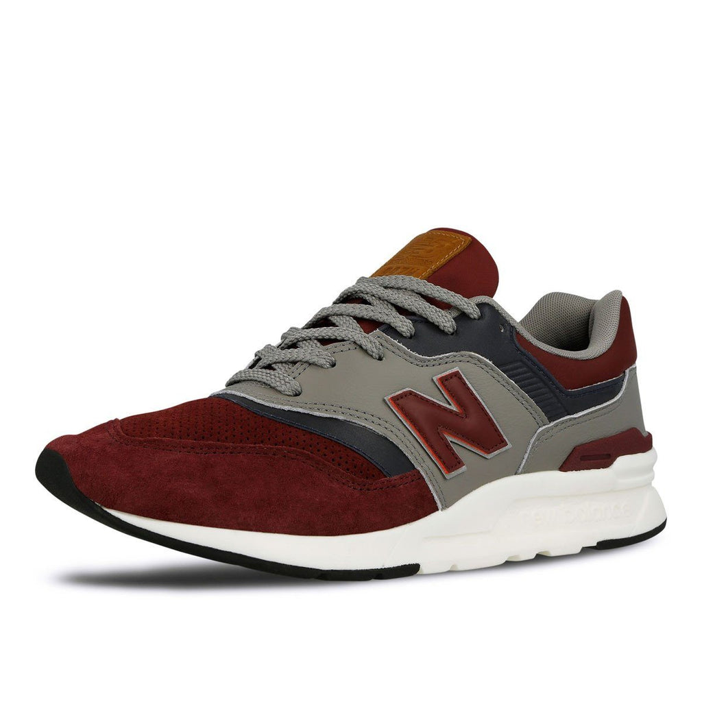 CM997 Trainers - Red