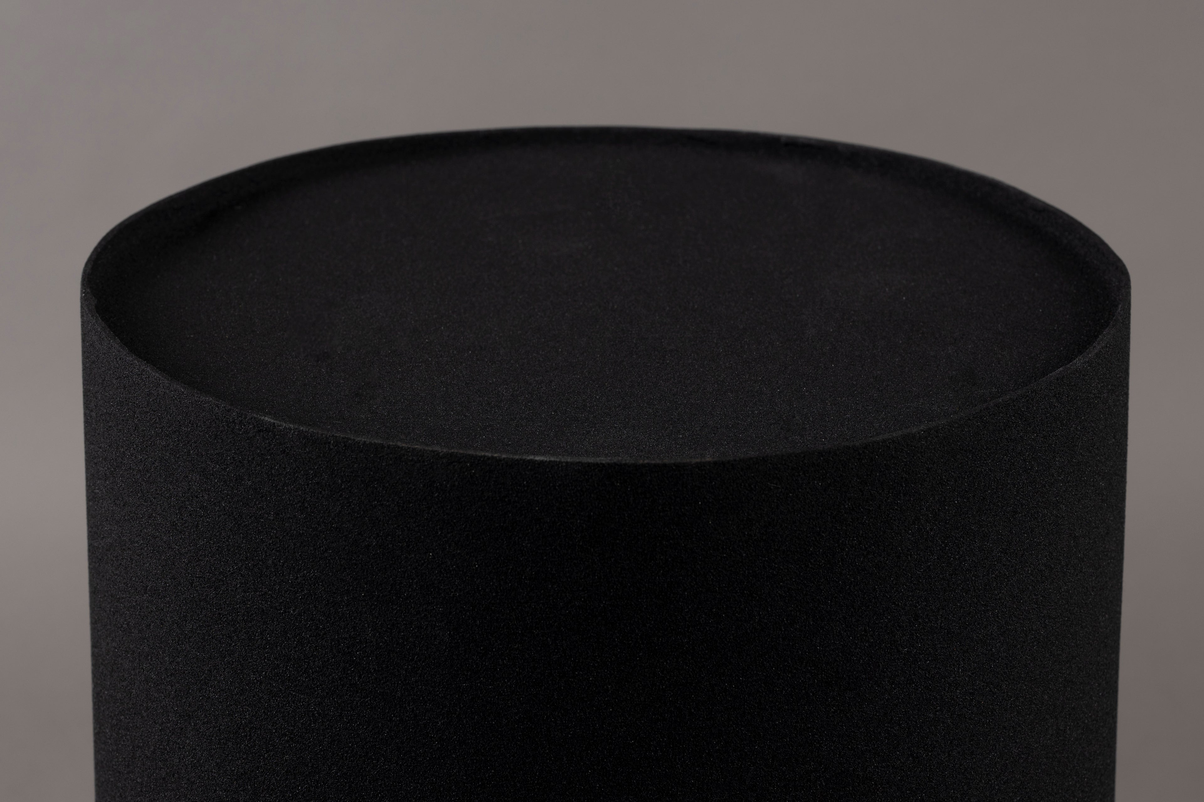 Sai - Side Table - Iron - Black