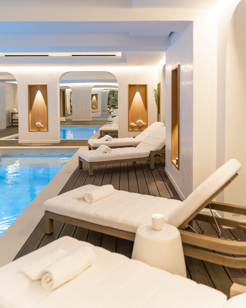 Spa Black Door Paris 8 - Rituel Glow & Relax 3H : Massage Signature 1H,  Soin Du Visage Bioeffect 1H et Accès au Spa 1H (1 Personne)