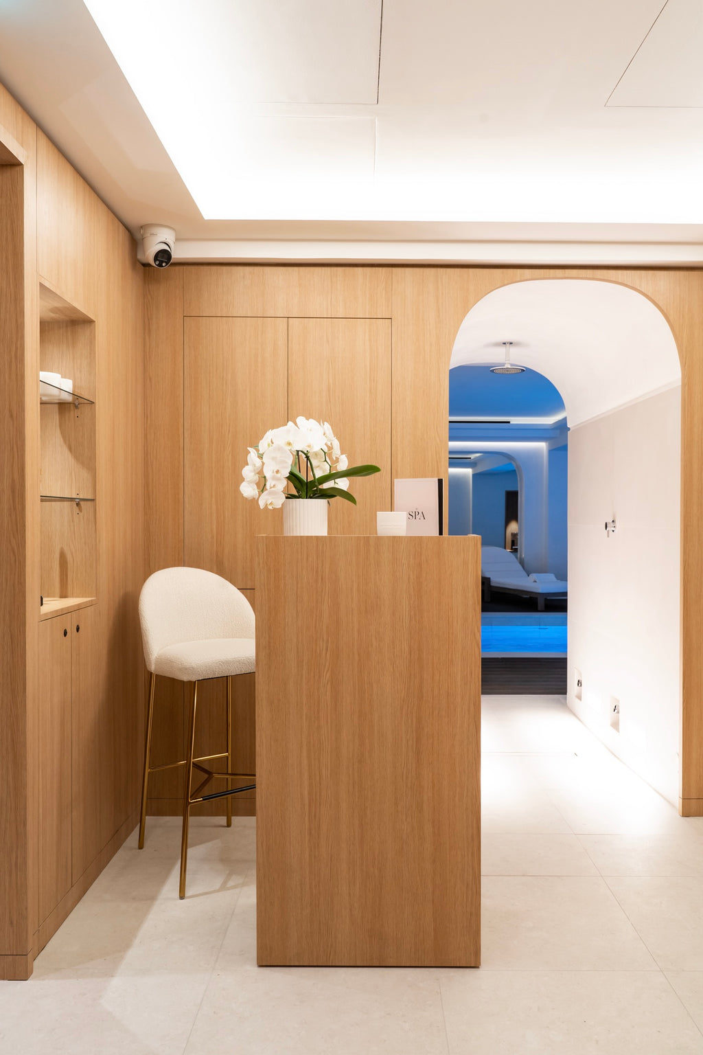 Spa Black Door Paris 8 - Parenthèse Duo : Massage au choix 1H et Accès au Spa 1H (2 Personnes)