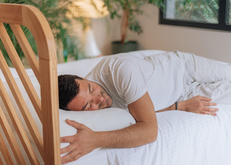 Cama de madera Alba - Acabado pino macizo / roble