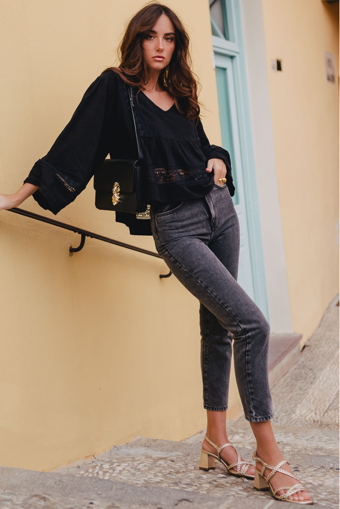 Amy Lin Viscose Noir Blouse