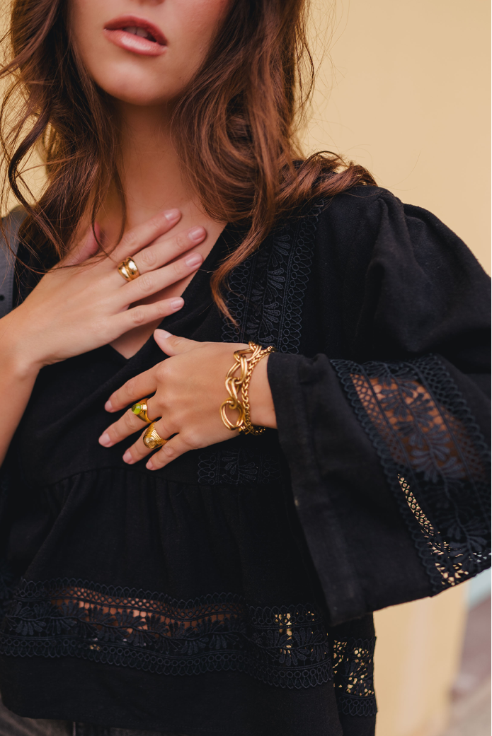 Amy Lin Viscose Noir Blouse