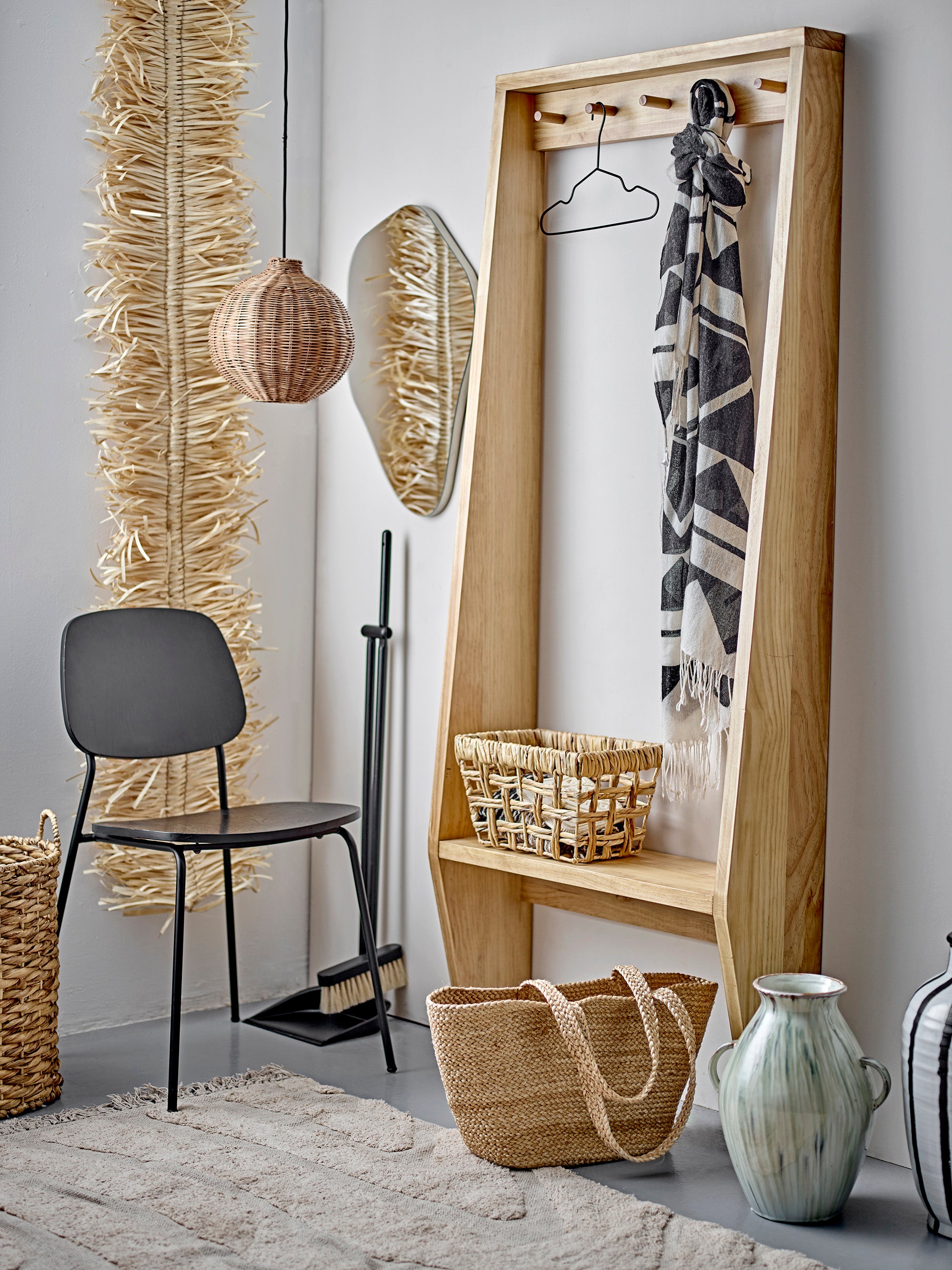 Aimie - Wall Mirror - Silver - Glass