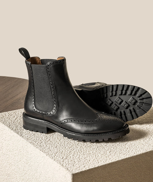 s/files/1/0898/2354/3633/files/boots-charlie-noir.jpg_v_532482416385-2_a25458fe-617f-468c-ac69-9ab6187542c7.jpg?v=1745524084