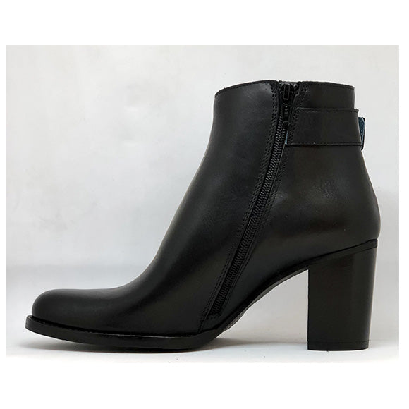 BOOTS ANN TUIL SUPREME | anntuil.com