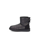Botas Ugg Classic Mini Cosmos con lazo - Negro