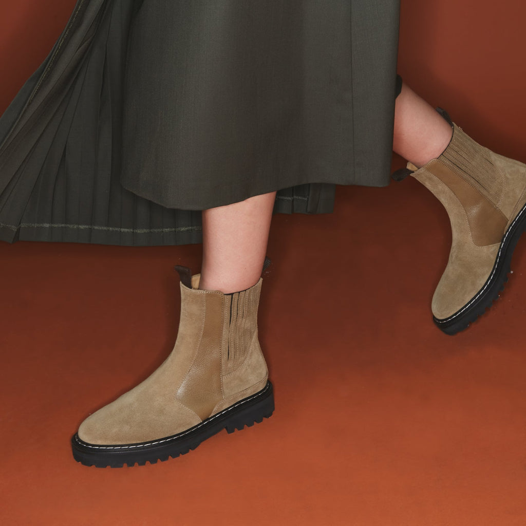 Olive And Greige Ziggy Leather Chelsea Boots